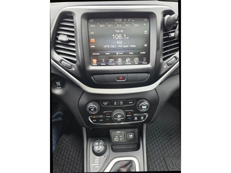 2015 Jeep KL Cherokee - Image 16 of 20