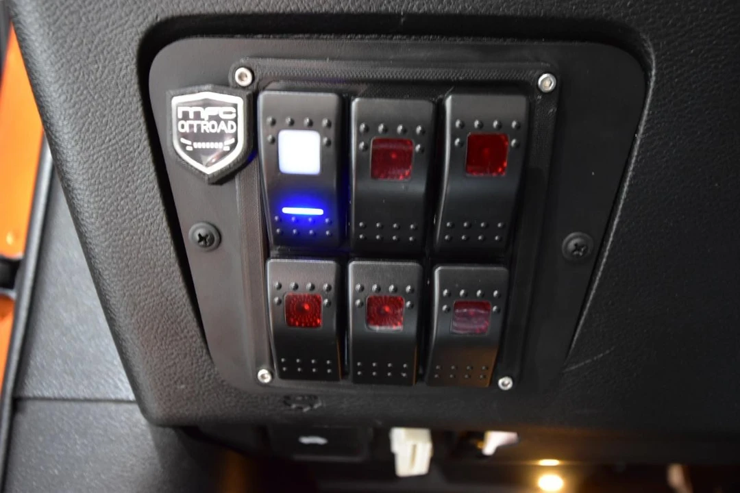 2015 Jeep KL Cherokee - Image 25 of 31
