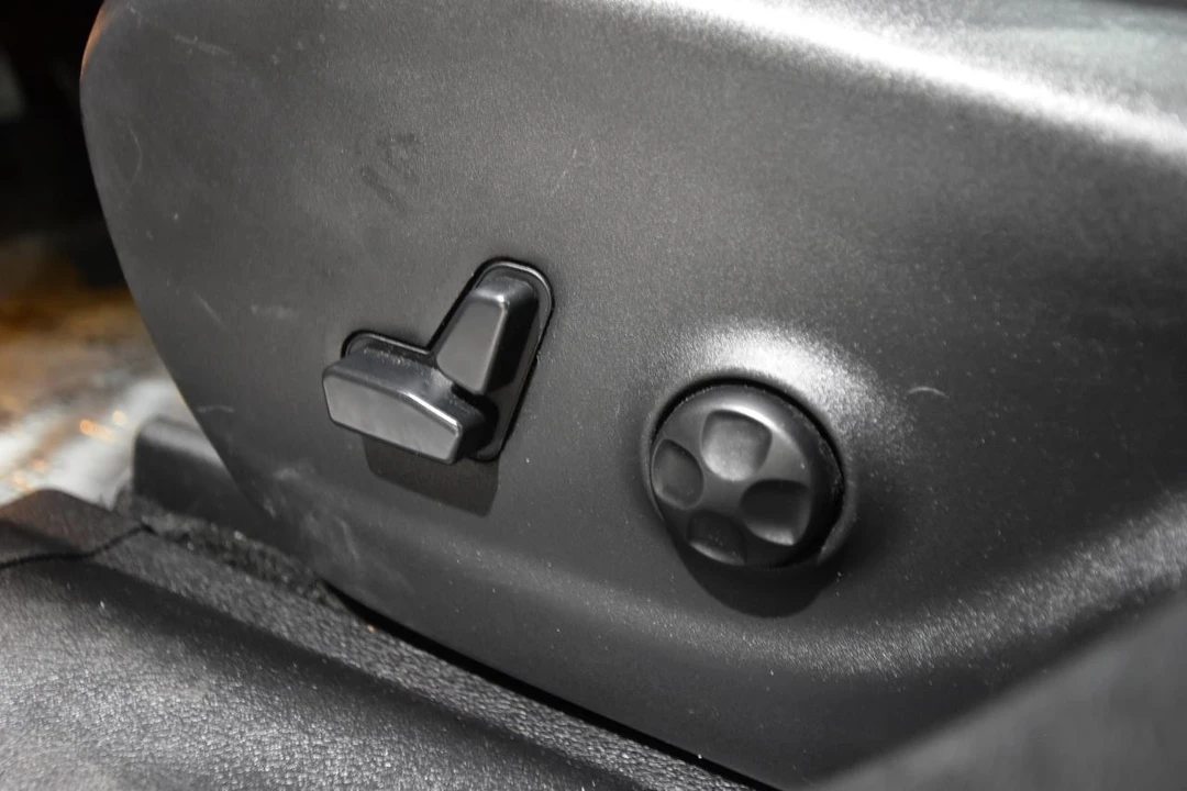 2015 Jeep KL Cherokee - Image 23 of 31