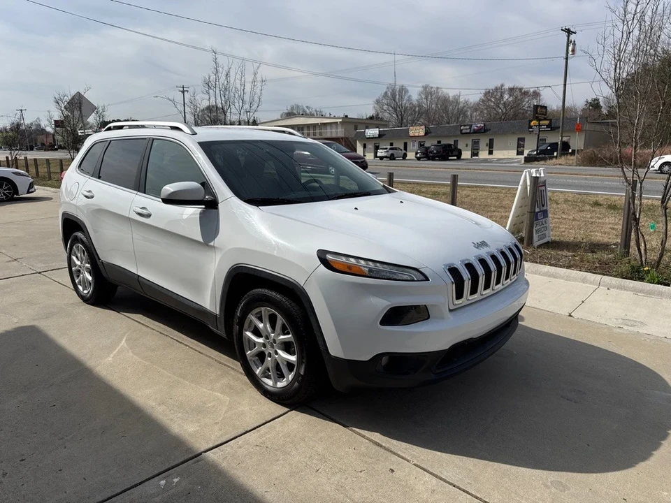 2015 Jeep KL Cherokee - Image 5 of 13