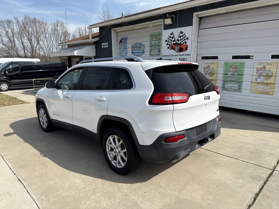 2015 Jeep KL Cherokee - Image 2 of 13