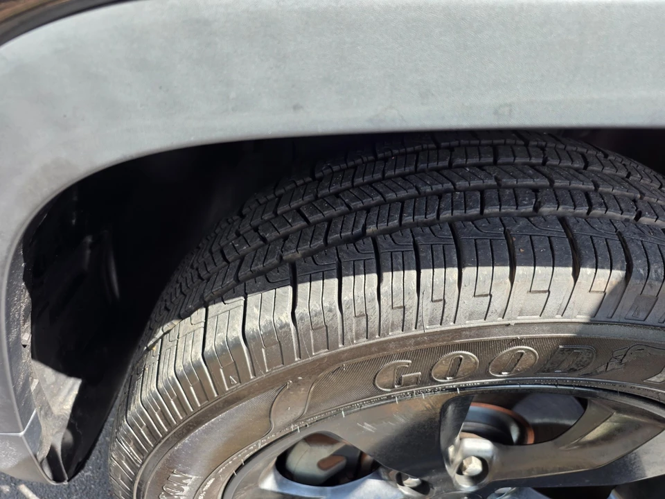 2015 Jeep KL Cherokee - Image 20 of 21