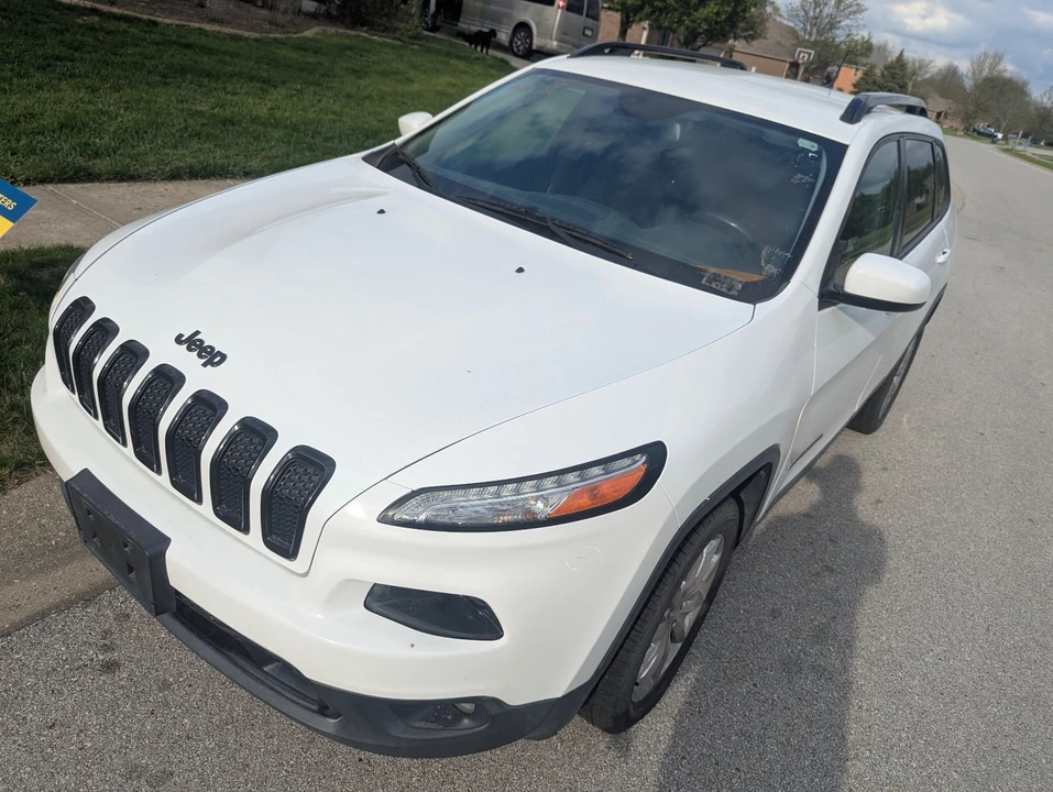 2015 Jeep KL Cherokee - Image 2 of 5