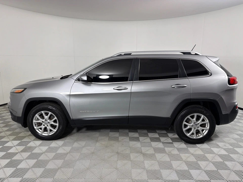 2015 Jeep KL Cherokee - Image 8 of 12