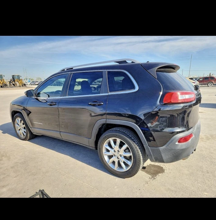 2015 Jeep KL Cherokee - Image 2 of 9