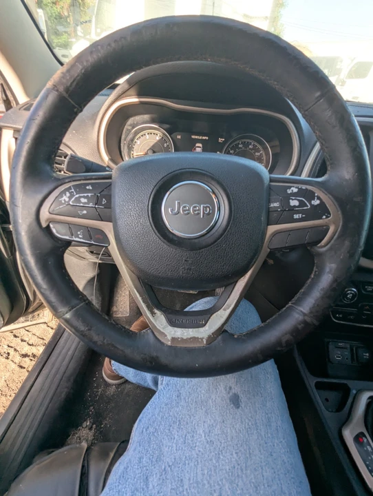 2015 Jeep KL Cherokee - Image 15 of 18