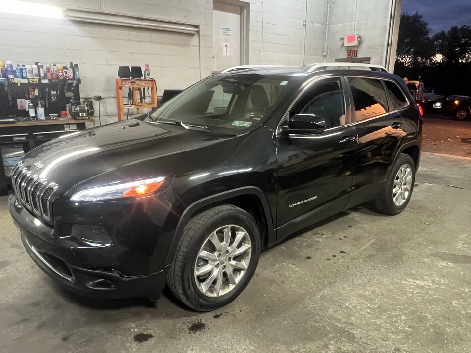 2015 Jeep KL Cherokee - Image 2 of 20