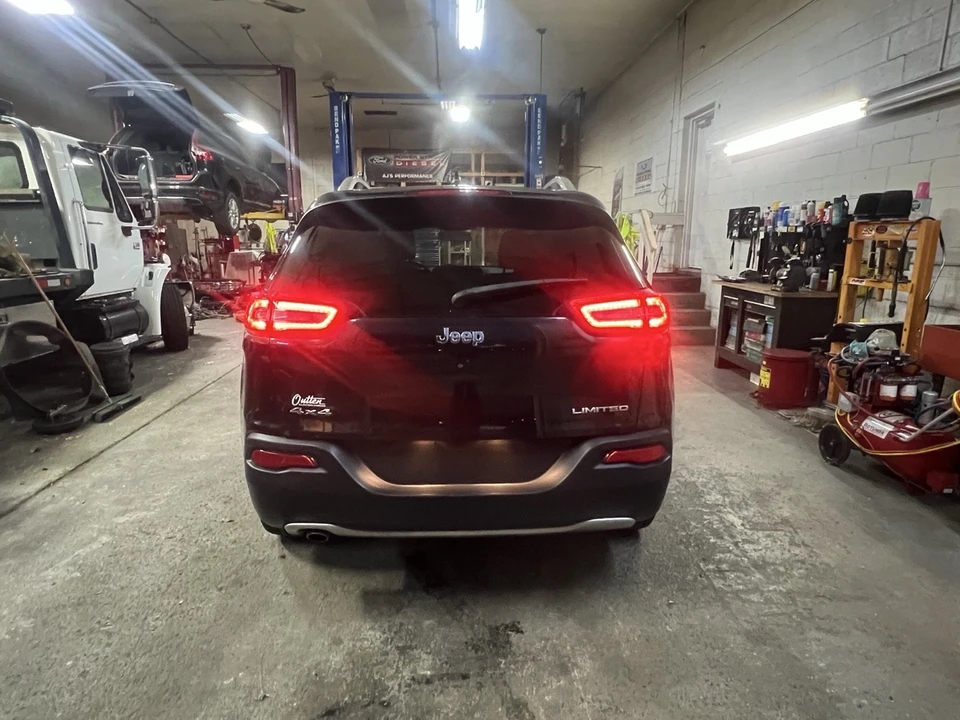 2015 Jeep KL Cherokee - Image 7 of 20