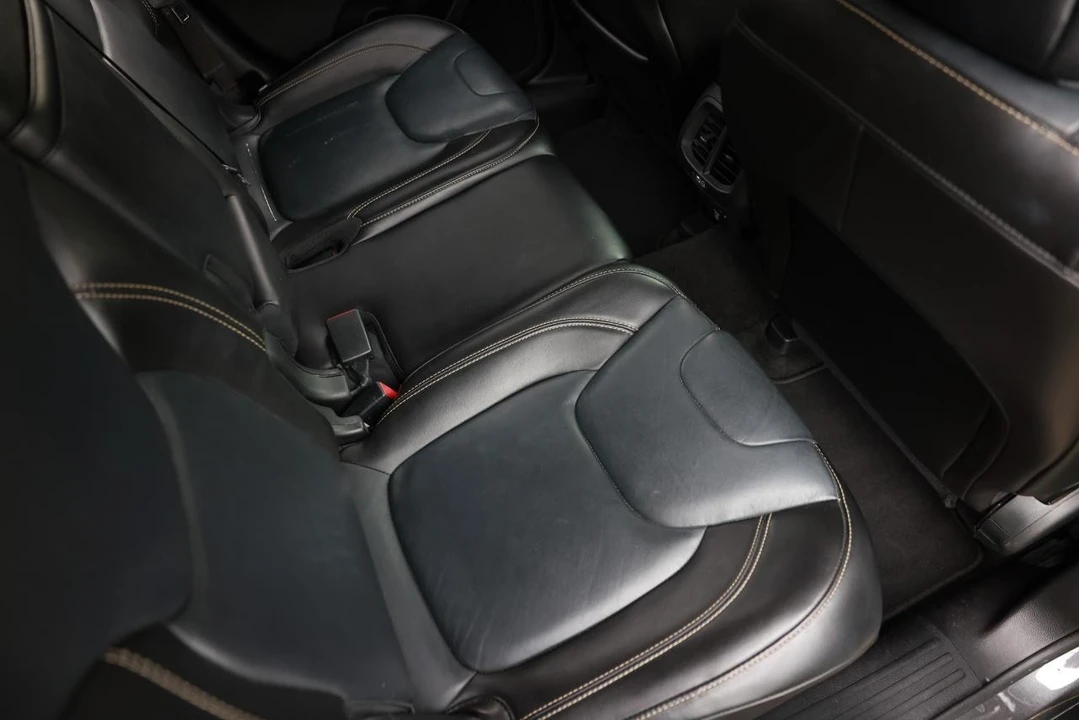 2015 Jeep KL Cherokee - Image 12 of 31