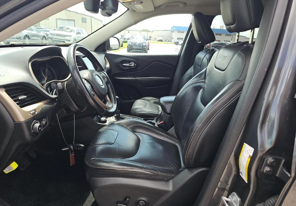 2015 Jeep KL Cherokee - Image 10 of 16