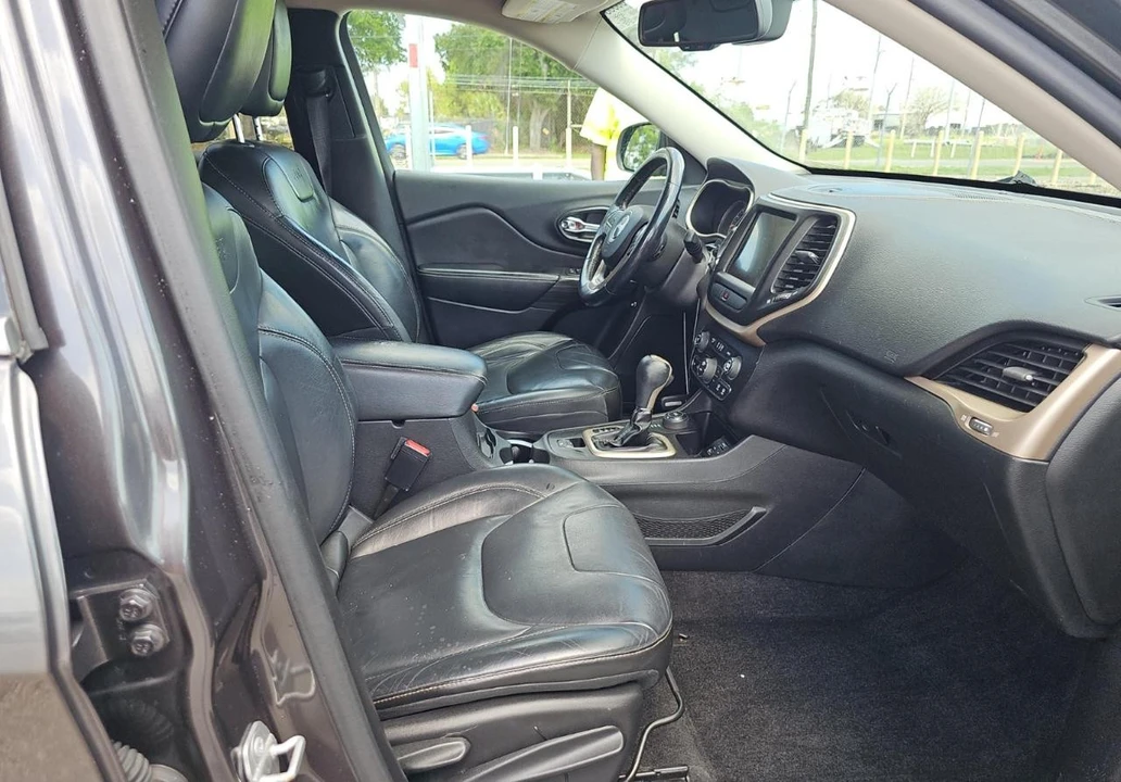 2015 Jeep KL Cherokee - Image 11 of 16