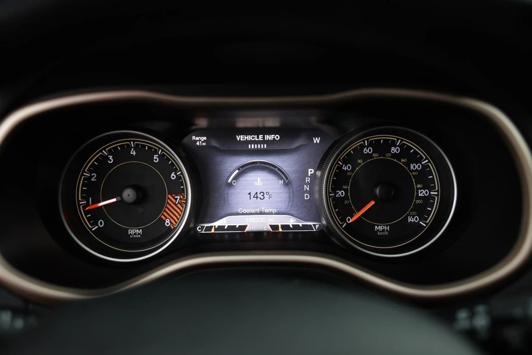 2015 Jeep KL Cherokee - Image 27 of 31