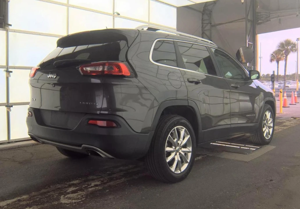 2015 Jeep KL Cherokee - Image 5 of 16