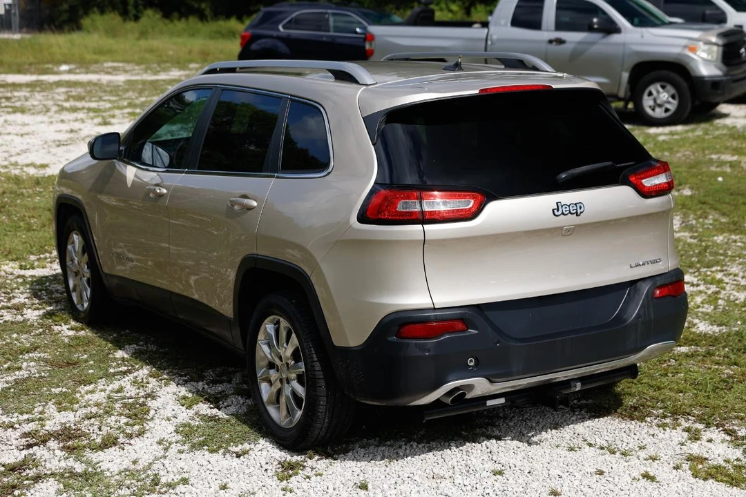 2015 Jeep KL Cherokee - Image 5 of 31