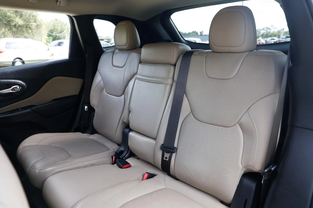2015 Jeep KL Cherokee - Image 8 of 31