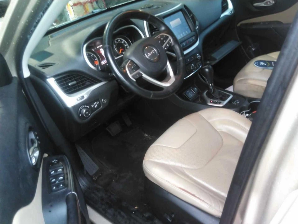 2015 Jeep KL Cherokee - Image 6 of 8