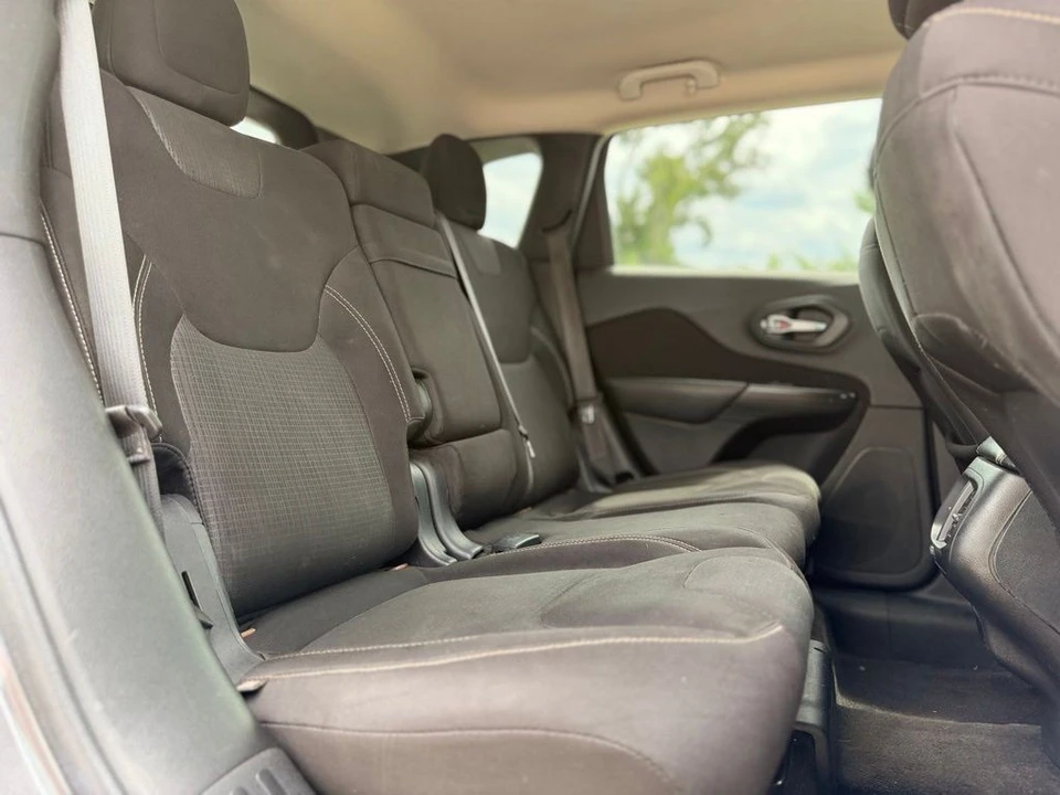 2015 Jeep KL Cherokee - Image 21 of 28