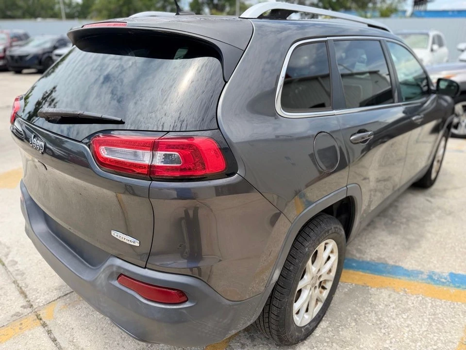 2015 Jeep KL Cherokee - Image 5 of 28
