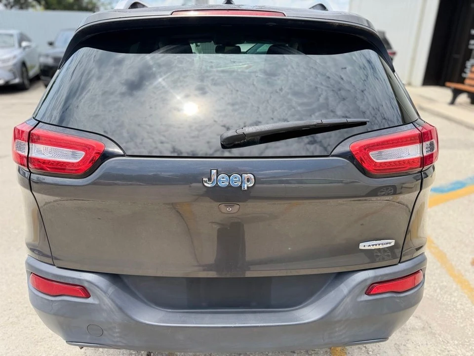 2015 Jeep KL Cherokee - Image 4 of 28