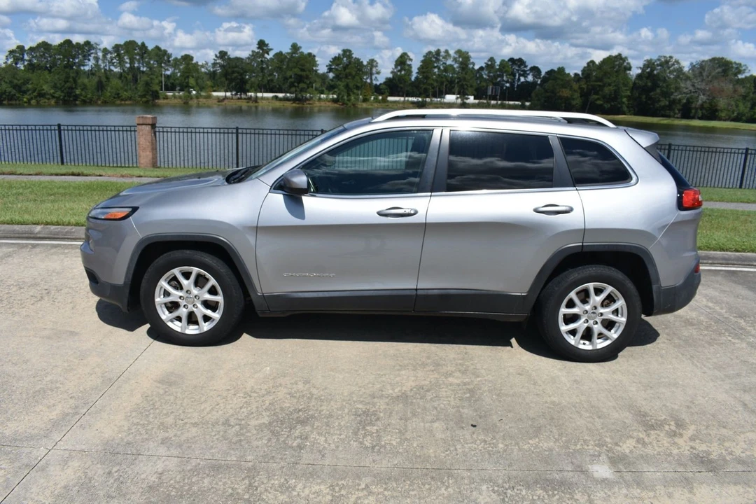 2015 Jeep KL Cherokee - Image 11 of 21
