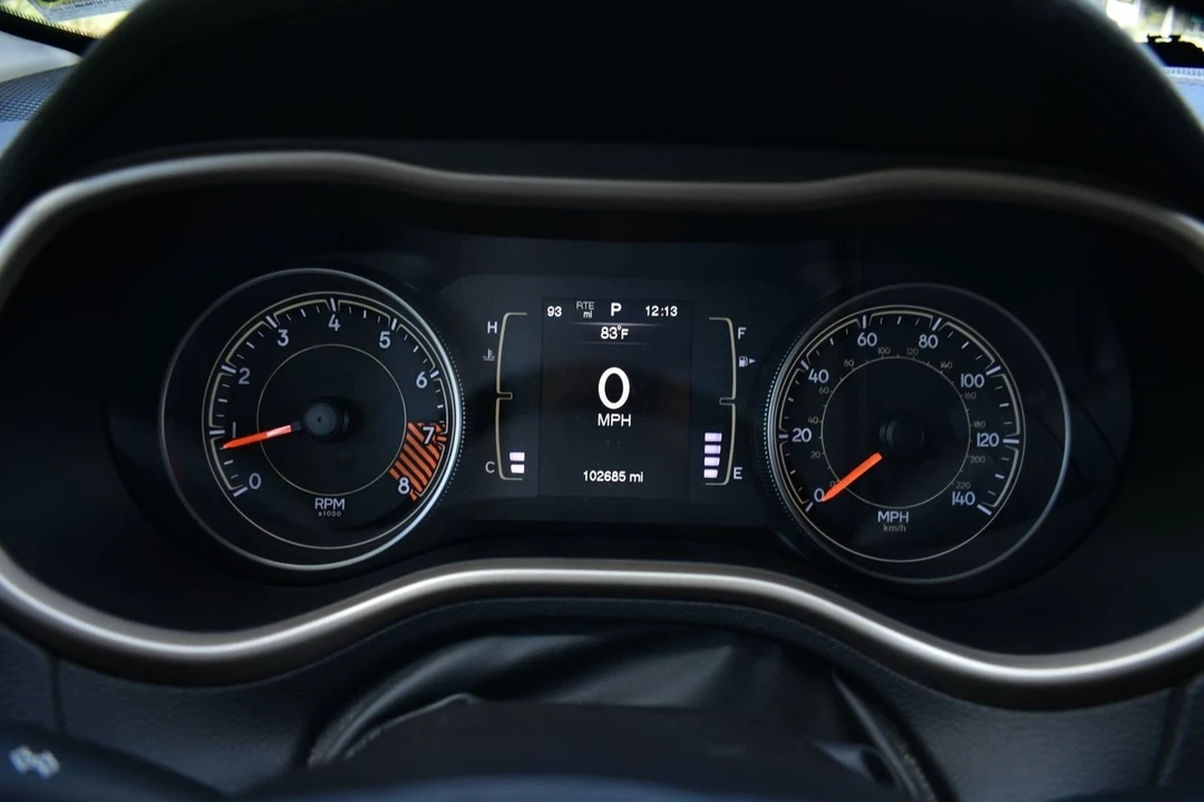 2015 Jeep KL Cherokee - Image 18 of 21