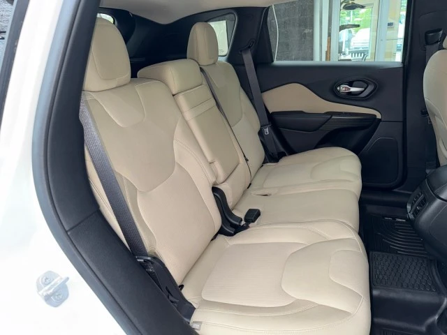 2015 Jeep KL Cherokee - Image 26 of 31