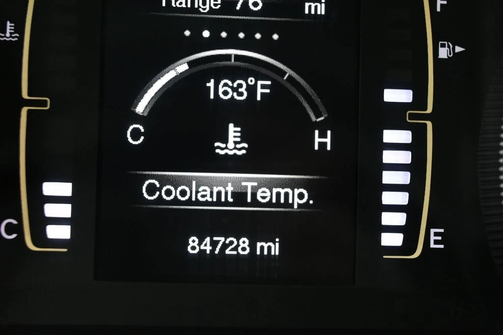 2015 Jeep KL Cherokee - Image 16 of 31