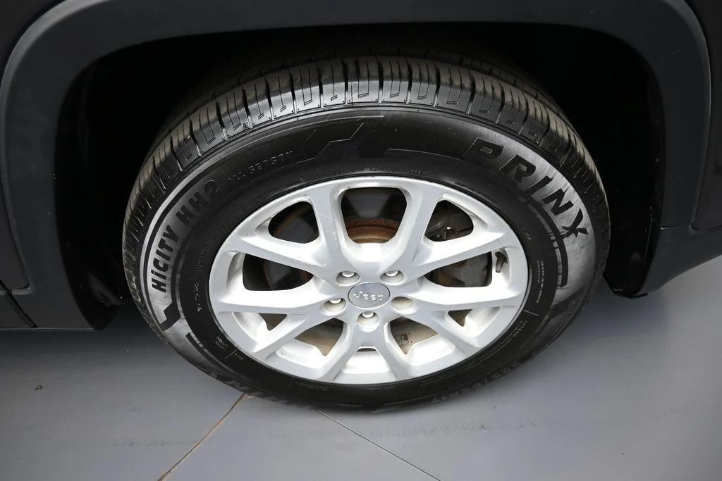 2015 Jeep KL Cherokee - Image 13 of 31