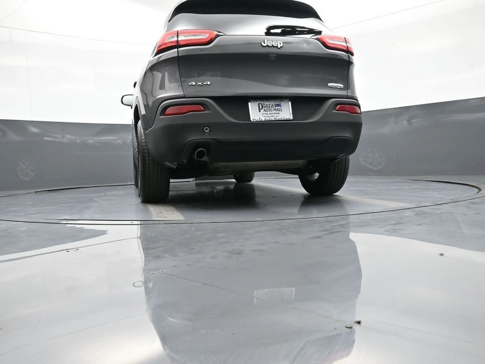 2015 Jeep KL Cherokee - Image 29 of 31
