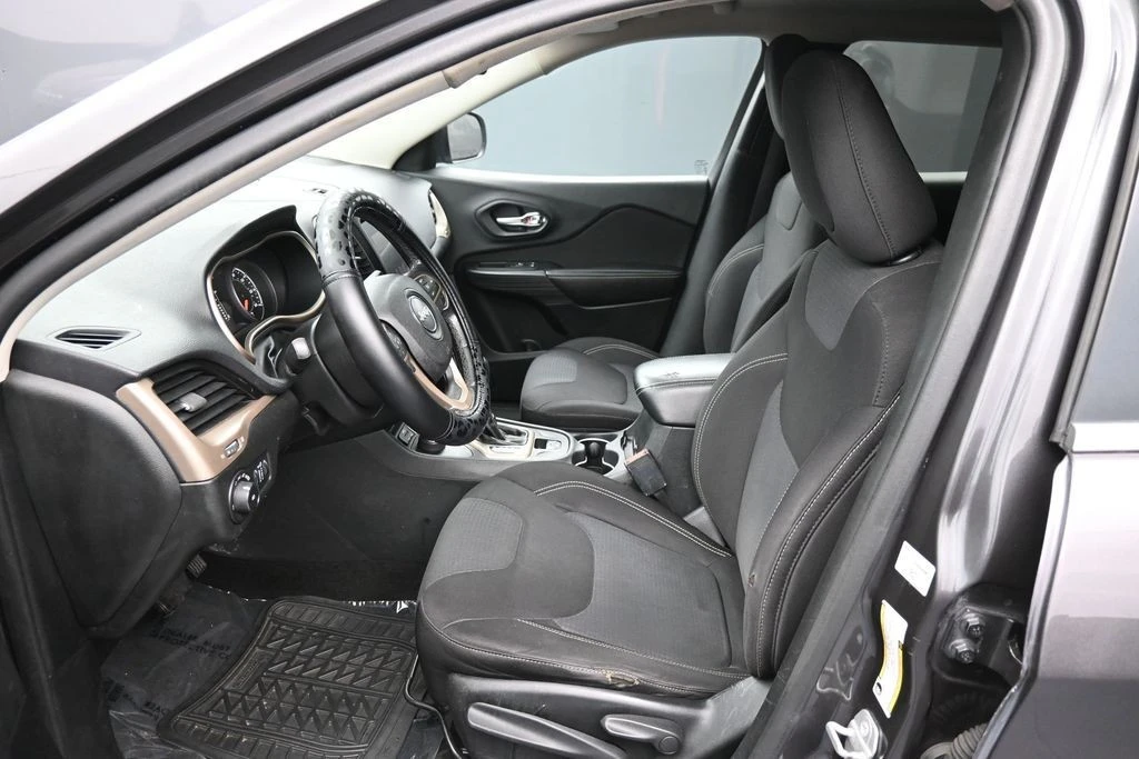 2015 Jeep KL Cherokee - Image 18 of 31