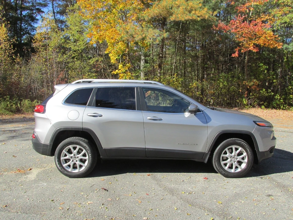 2015 Jeep KL Cherokee - Image 7 of 21