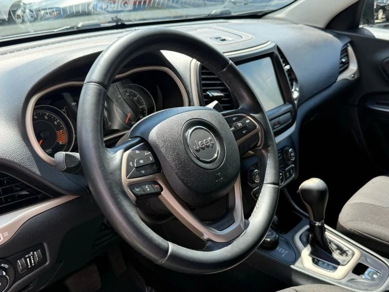 2015 Jeep KL Cherokee - Image 9 of 12