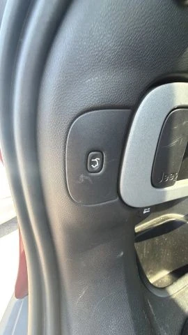 2015 Jeep KL Cherokee - Image 16 of 20
