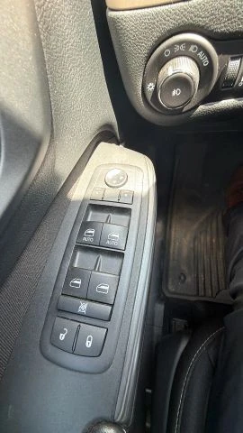 2015 Jeep KL Cherokee - Image 11 of 20
