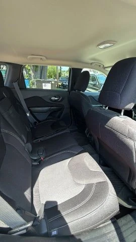 2015 Jeep KL Cherokee - Image 14 of 20