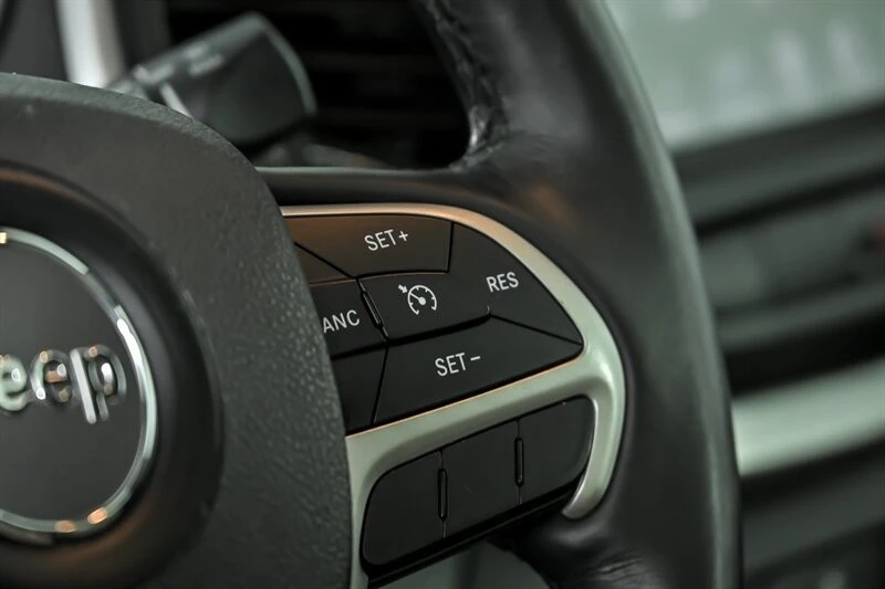 2015 Jeep KL Cherokee - Image 21 of 30