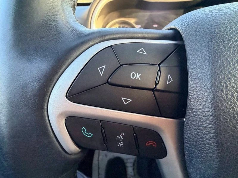 2015 Jeep KL Cherokee - Image 6 of 12