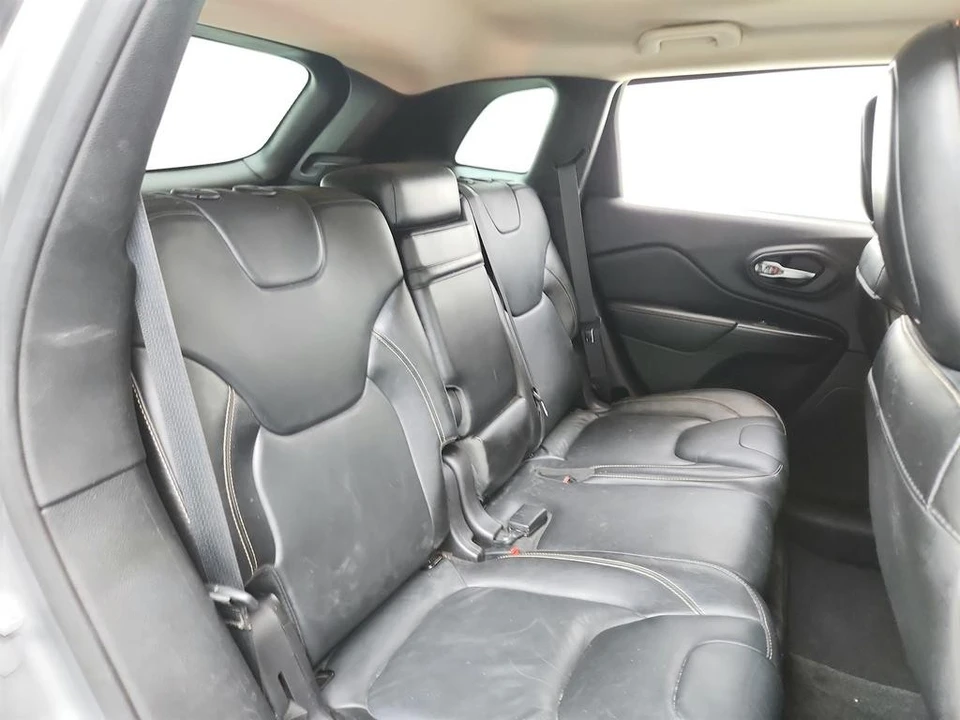 2015 Jeep KL Cherokee - Image 28 of 31
