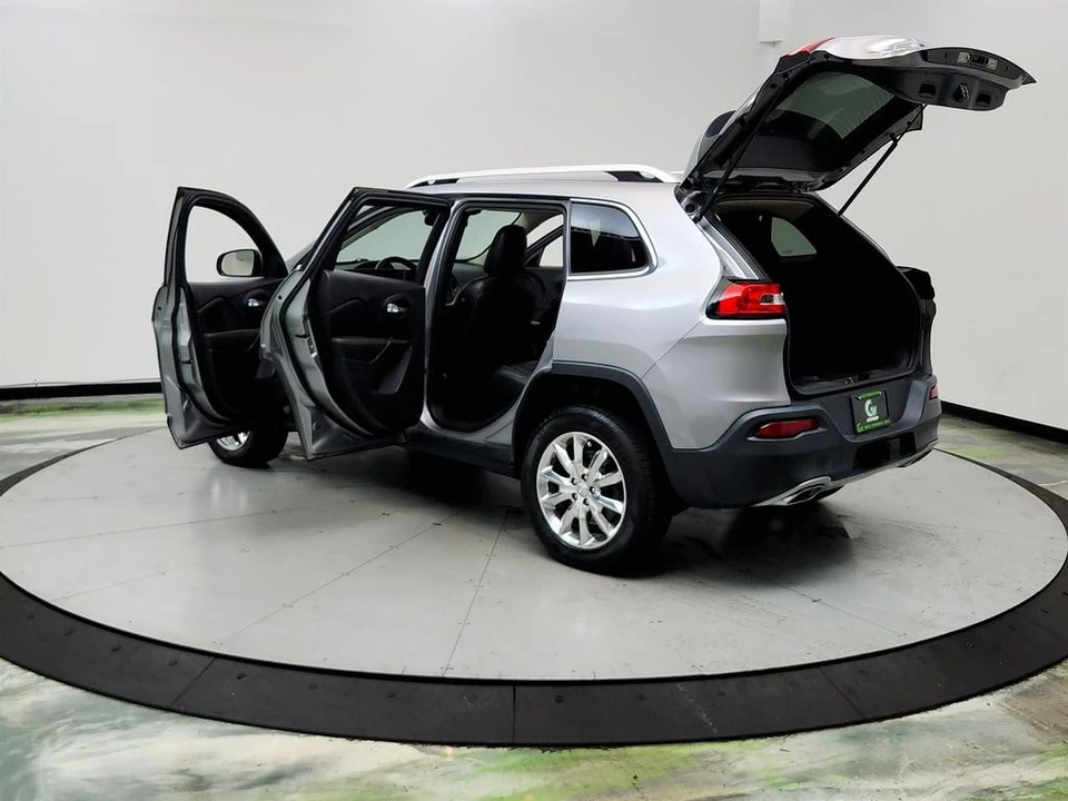 2015 Jeep KL Cherokee - Image 12 of 31