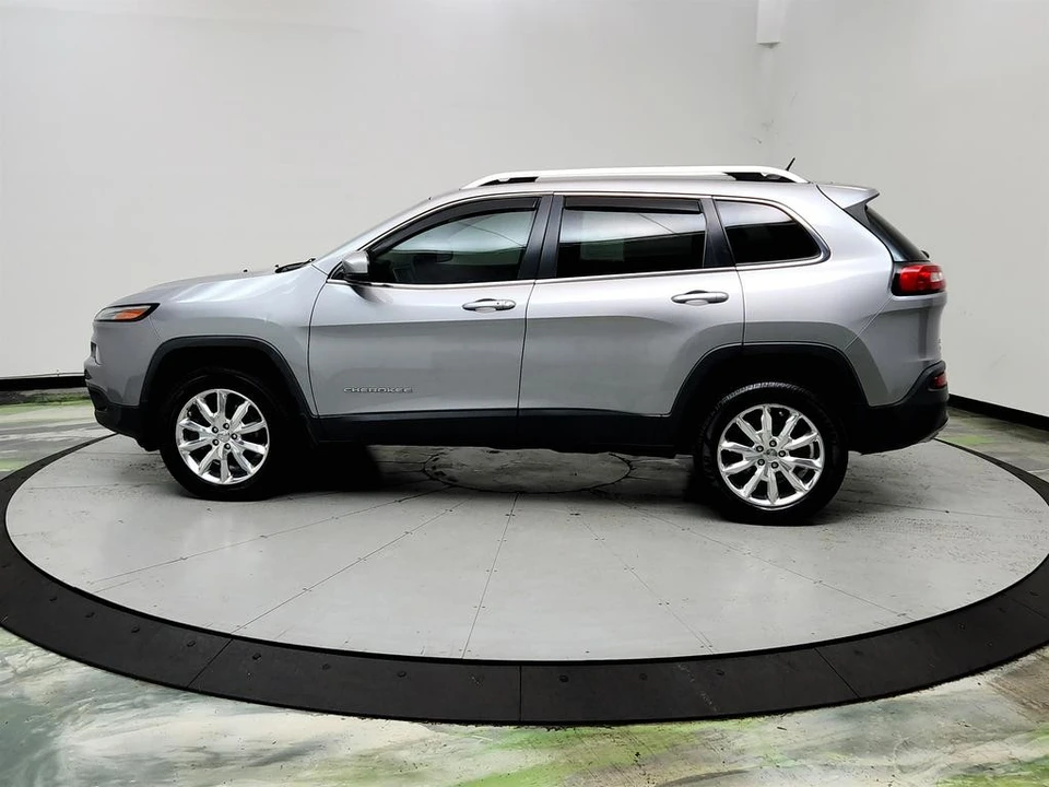 2015 Jeep KL Cherokee - Image 8 of 31