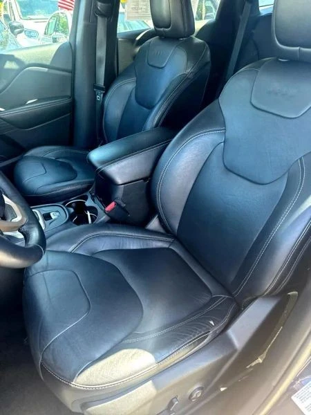 2015 Jeep KL Cherokee - Image 11 of 12