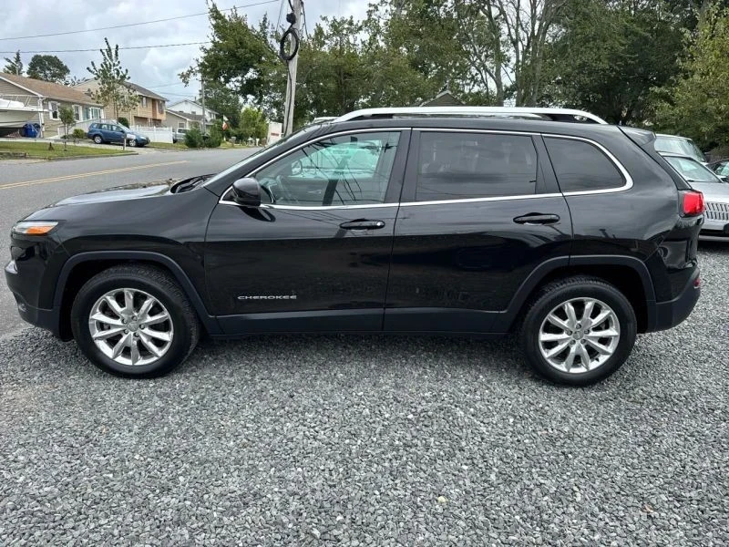 2015 Jeep KL Cherokee - Image 2 of 12