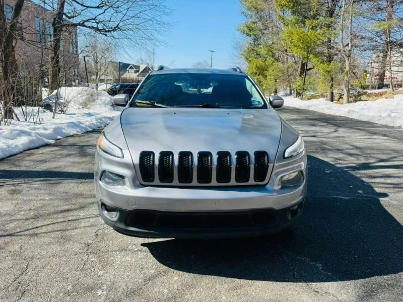 2015 Jeep KL Cherokee - Image 2 of 11