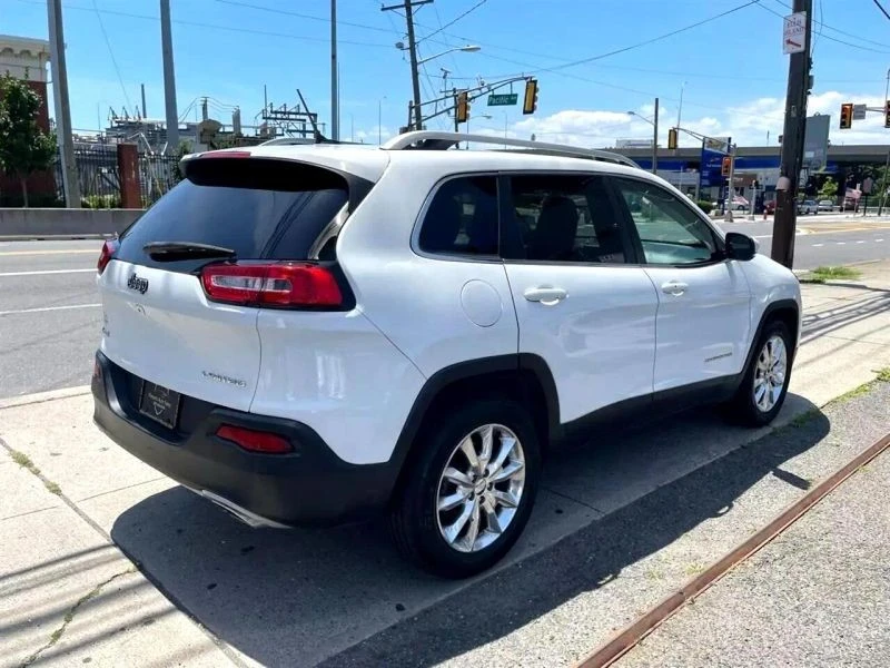 2015 Jeep KL Cherokee - Image 5 of 12