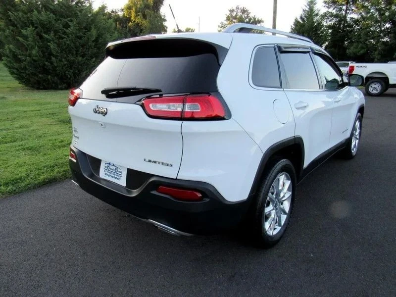 2015 Jeep KL Cherokee - Image 8 of 12