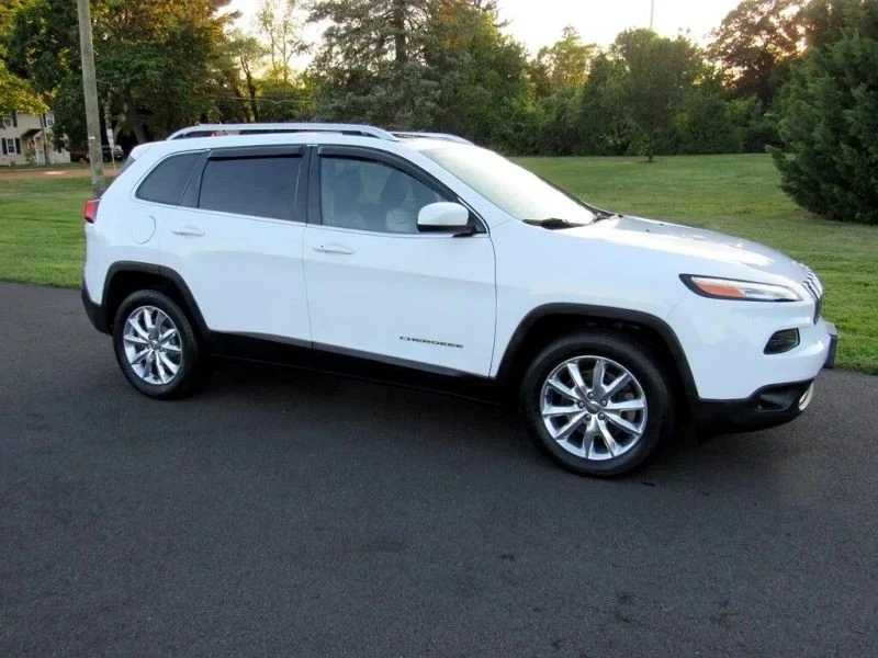 2015 Jeep KL Cherokee - Image 11 of 12
