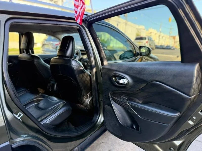 2015 Jeep KL Cherokee - Image 10 of 12
