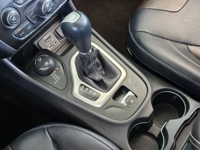 2015 Jeep KL Cherokee - Image 19 of 21