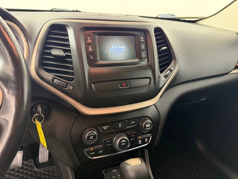 2015 Jeep KL Cherokee - Image 14 of 22