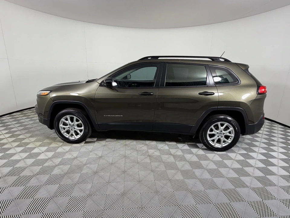 2015 Jeep KL Cherokee - Image 8 of 22